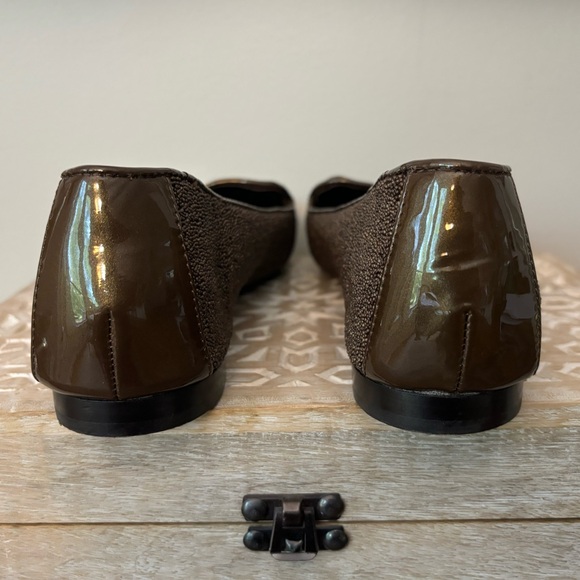 DONALD PLINER | DP Brown Beaded Flats Size 9 - Picture 6 of 14